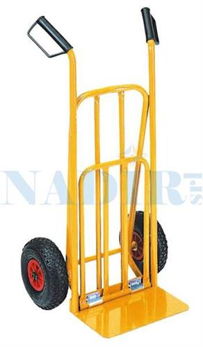 CARRELLO PORTASACCHI CON SPONDA RUOTE PNEUMAT. PORTATA KG.200