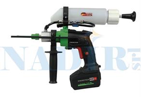 CAROTATORE A BATTERIA SISTEMA LUBRIFICAZIONE DEL FORETTO